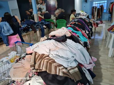 Grande PromoÃ§Ã£o no Bazar do Cemic: Roupas e CalÃ§ados por Apenas 1 Real